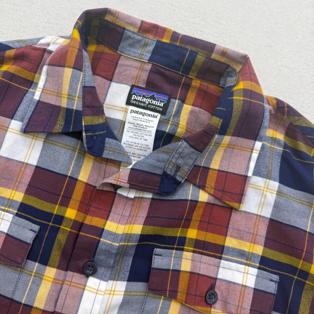 Patagonia Button Down Shirt Mens M Medium Multicolor Plaid Organic Cotton Blend